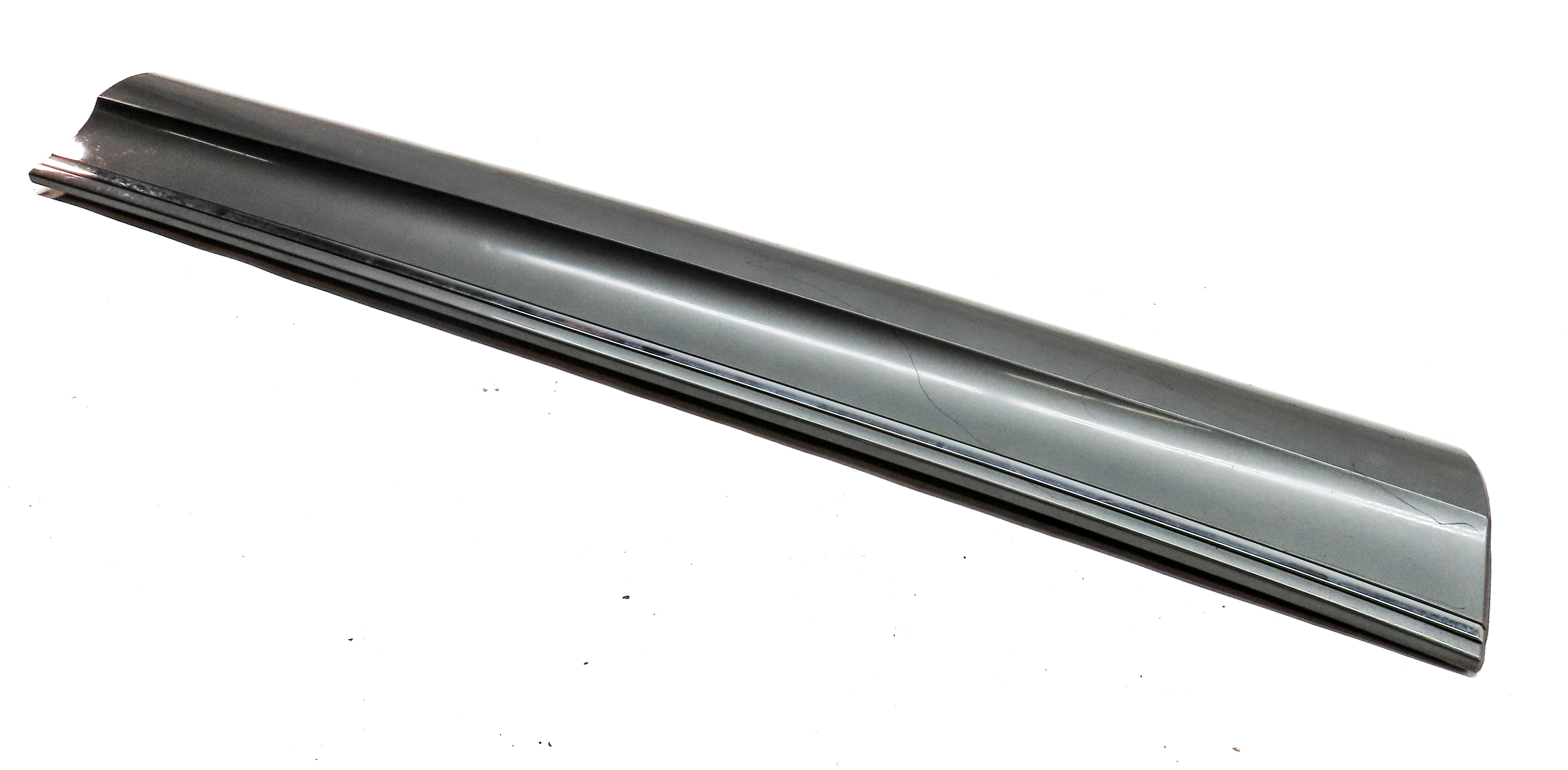 10-15 AUDI Q7 (4L) FRONT LEFT DRIVER LOWER EXTERIOR DOOR TRIM MOULDING (Gray) — exact item pictured